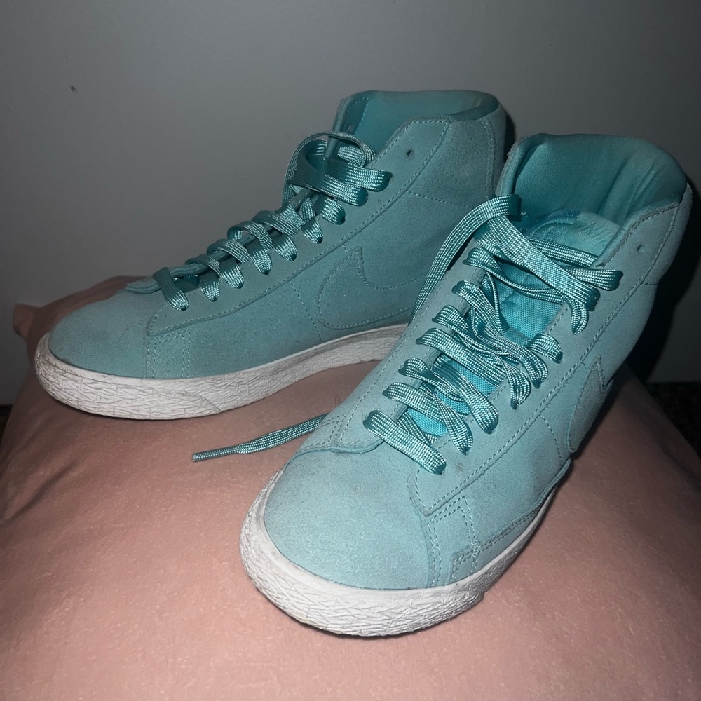 Light blue Nike Blazers ⚡️